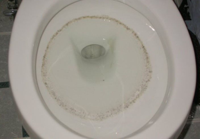 Нападения на туалеты