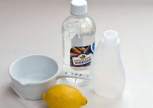 Составы с лимоном удаляют загрязнения: жировые, масляные, возникшие от белковой или растительной пищи